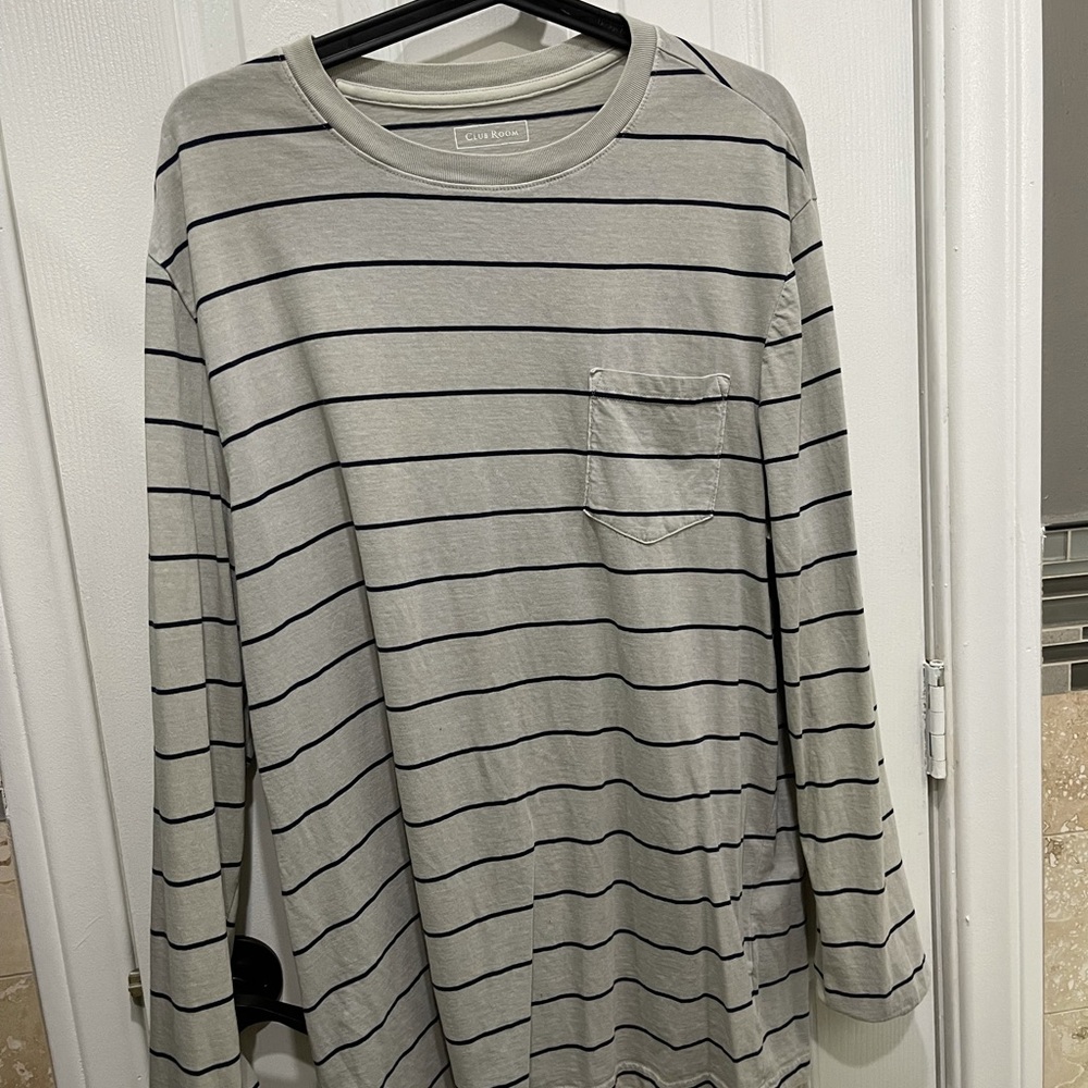 Club room long sleeve tshirt